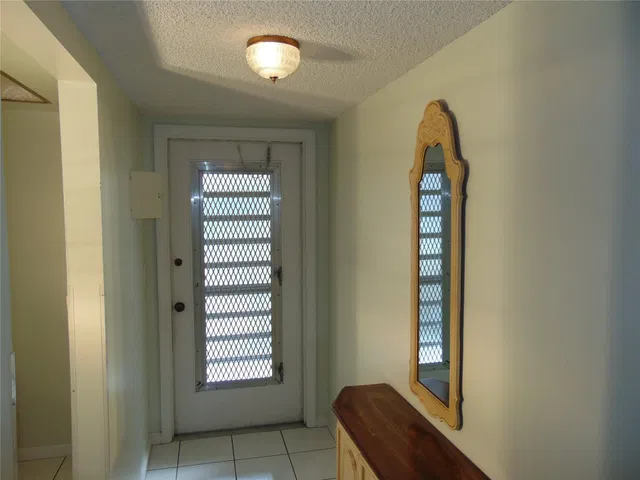  Unit 313 photo 6