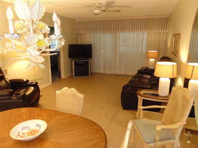  Unit 313 photo 29