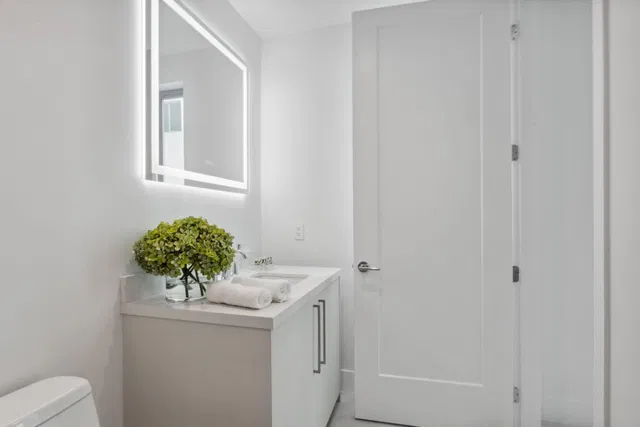 Royal Palm Residences Boca Raton Unit 605 photo 32