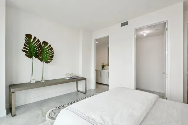Royal Palm Residences Boca Raton Unit 605 photo 37
