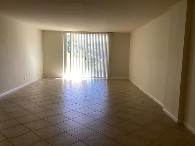Boca Raton Unit 3k photo 7