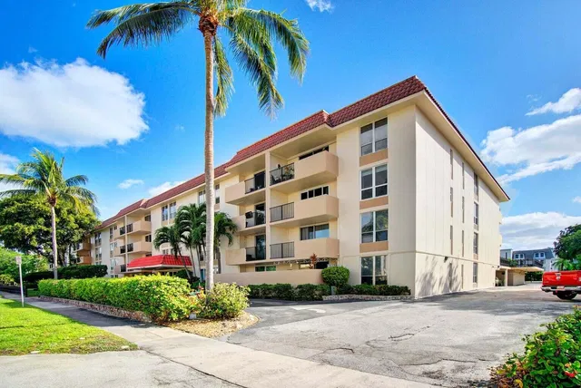 Boca Raton Unit 3k photo 20