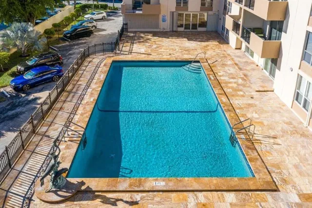 Boca Raton Unit 3k photo 29