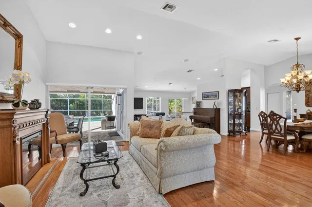 Boca Isles Residence photo 8