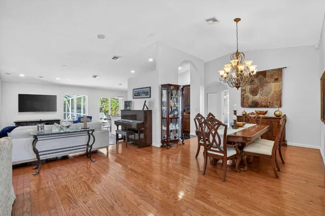 Boca Isles Residence photo 9