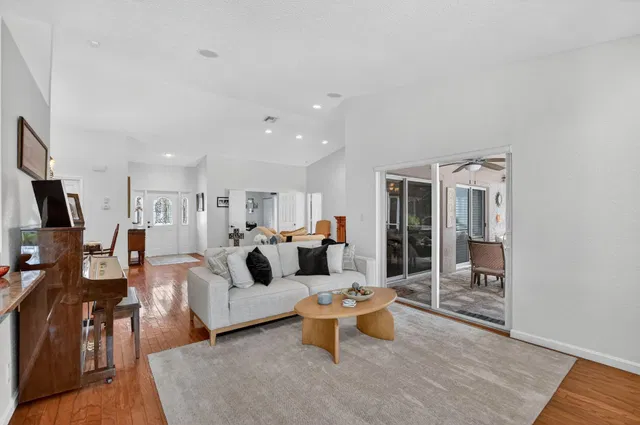 Boca Isles Residence photo 14
