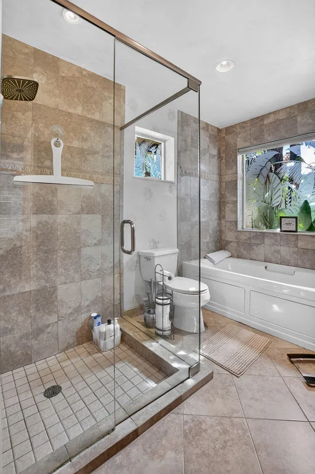Boca Isles Residence photo 27
