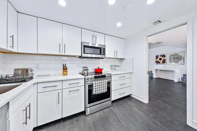 2760 S Ocean Palm Beach Unit 310 photo 8