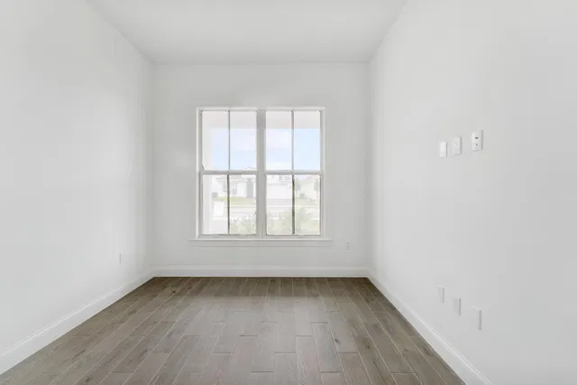 Unit 29 photo 5