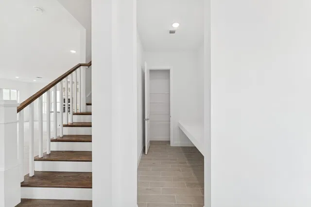 Unit 29 photo 9