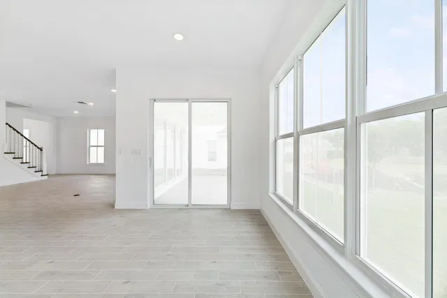 Unit 29 photo 21