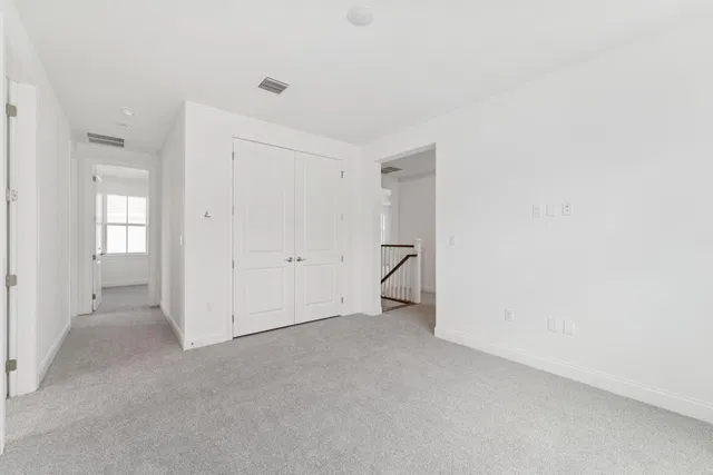 Unit 29 photo 24