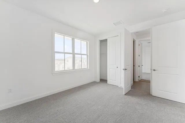 Unit 29 photo 27