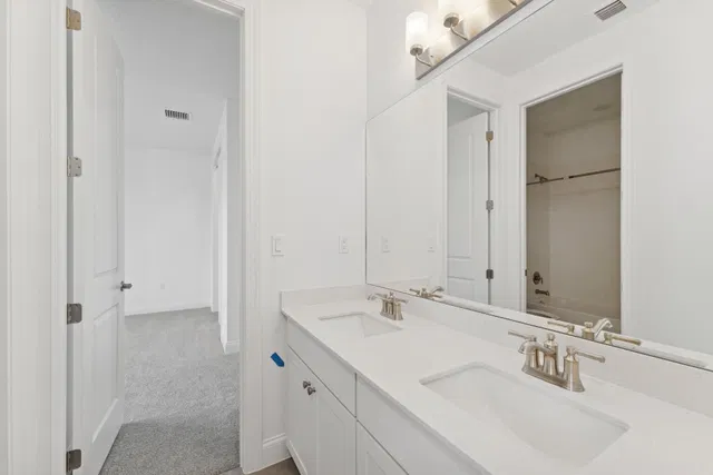 Unit 29 photo 28