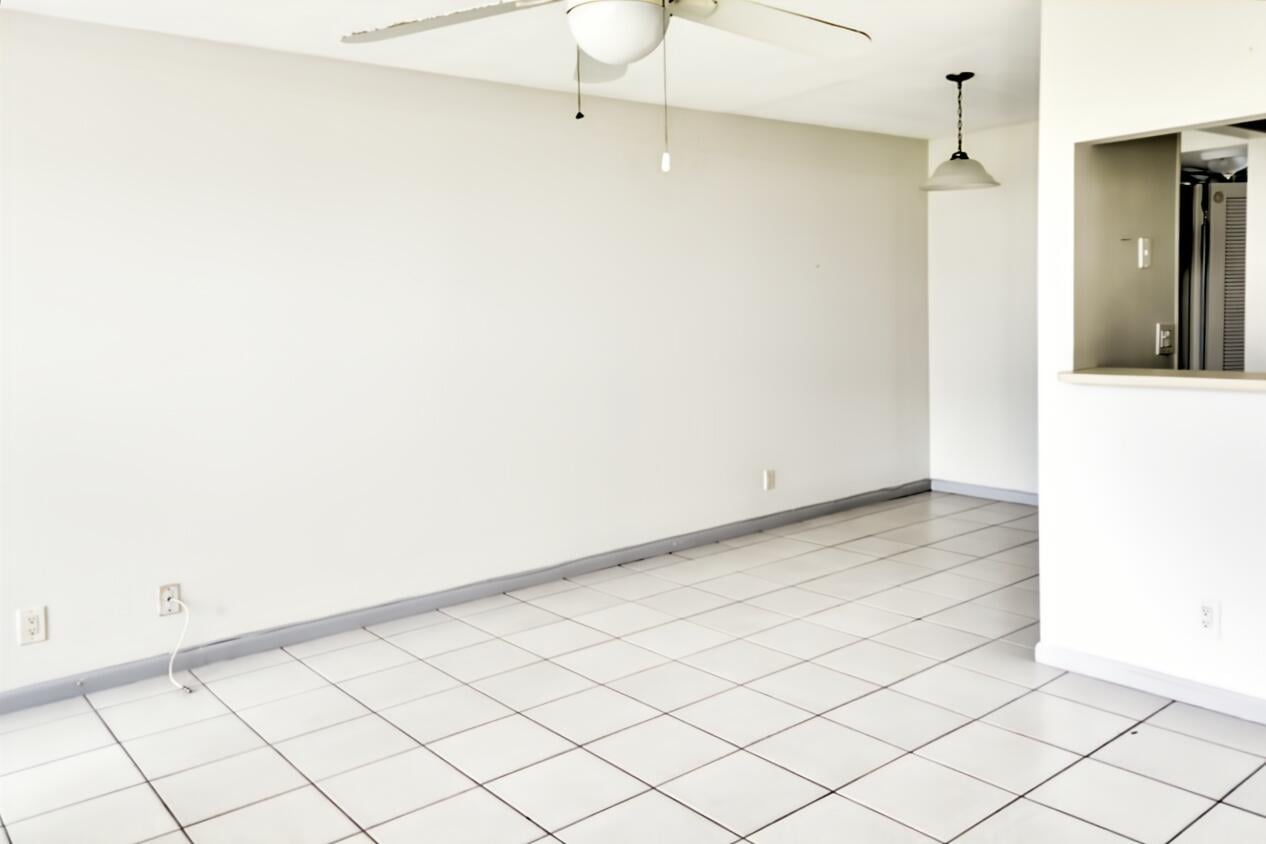 Residence photo 5