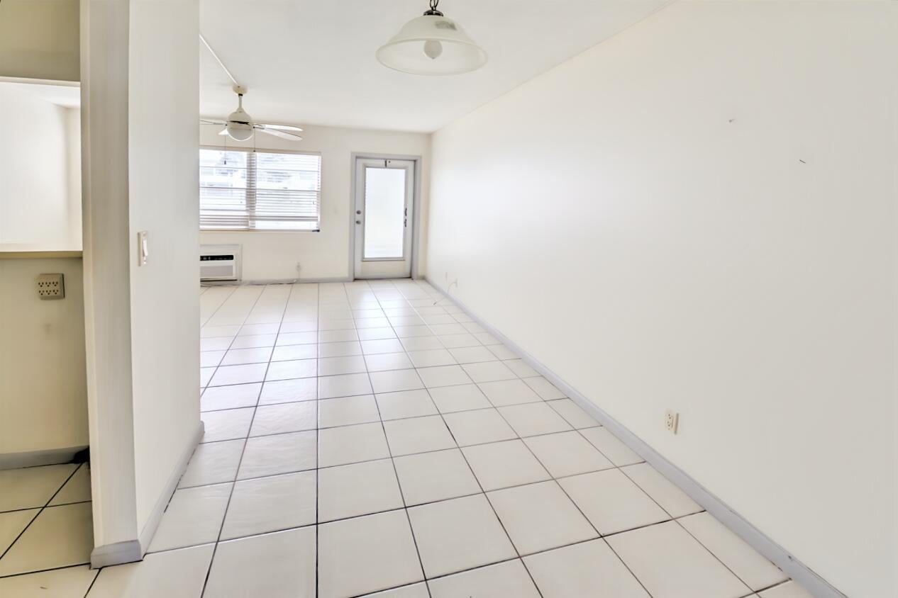 Residence photo 6