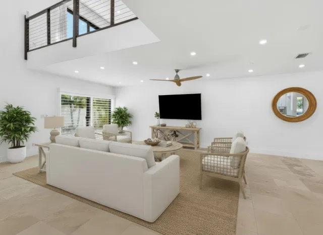  Residence photo 6