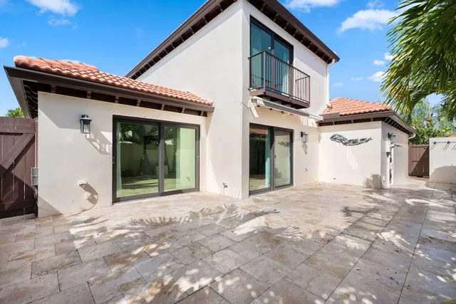  Residence photo 21