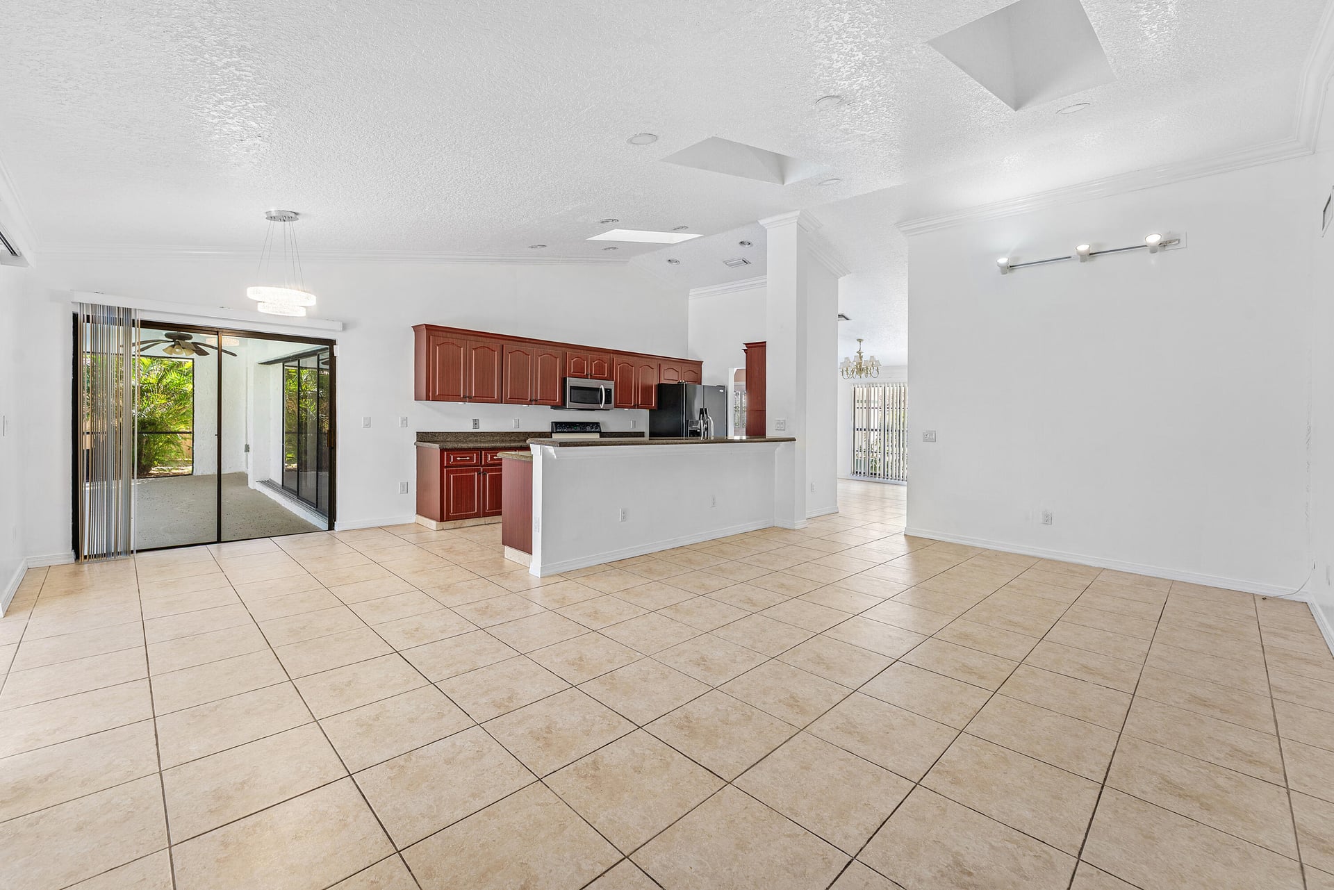 Residence photo 9