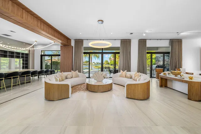 Boca Bridges Residence photo 9
