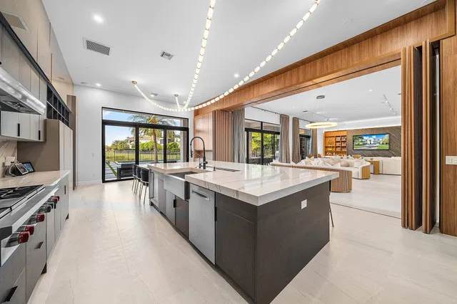 Boca Bridges Residence photo 15