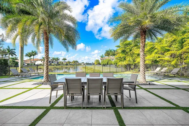 Boca Bridges Residence photo 47