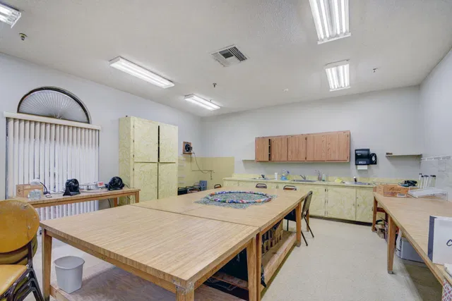 Unit 415 photo 41