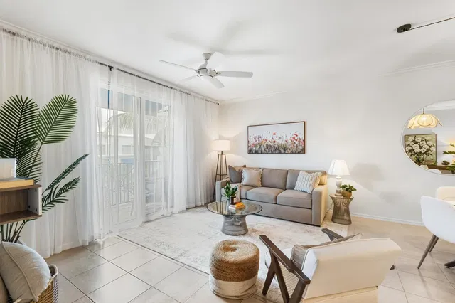 Pineapple Grove Village Condominiums Unit 2506 photo 5
