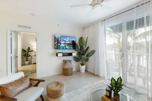 Pineapple Grove Village Condominiums Unit 2506 photo 8