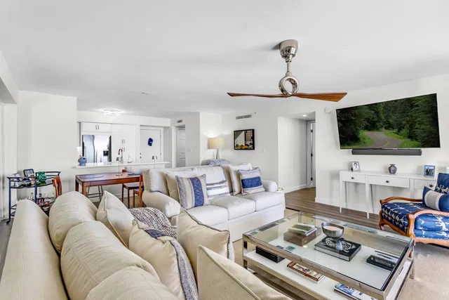 Flagler Pointe Unit 401 photo 5