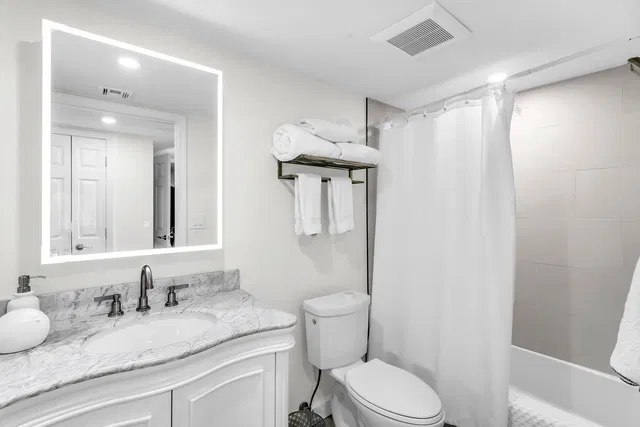 Flagler Pointe Unit 401 photo 20