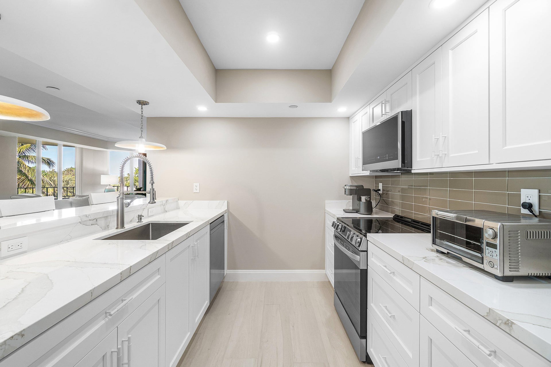 Mizner Court Unit 404 photo 14