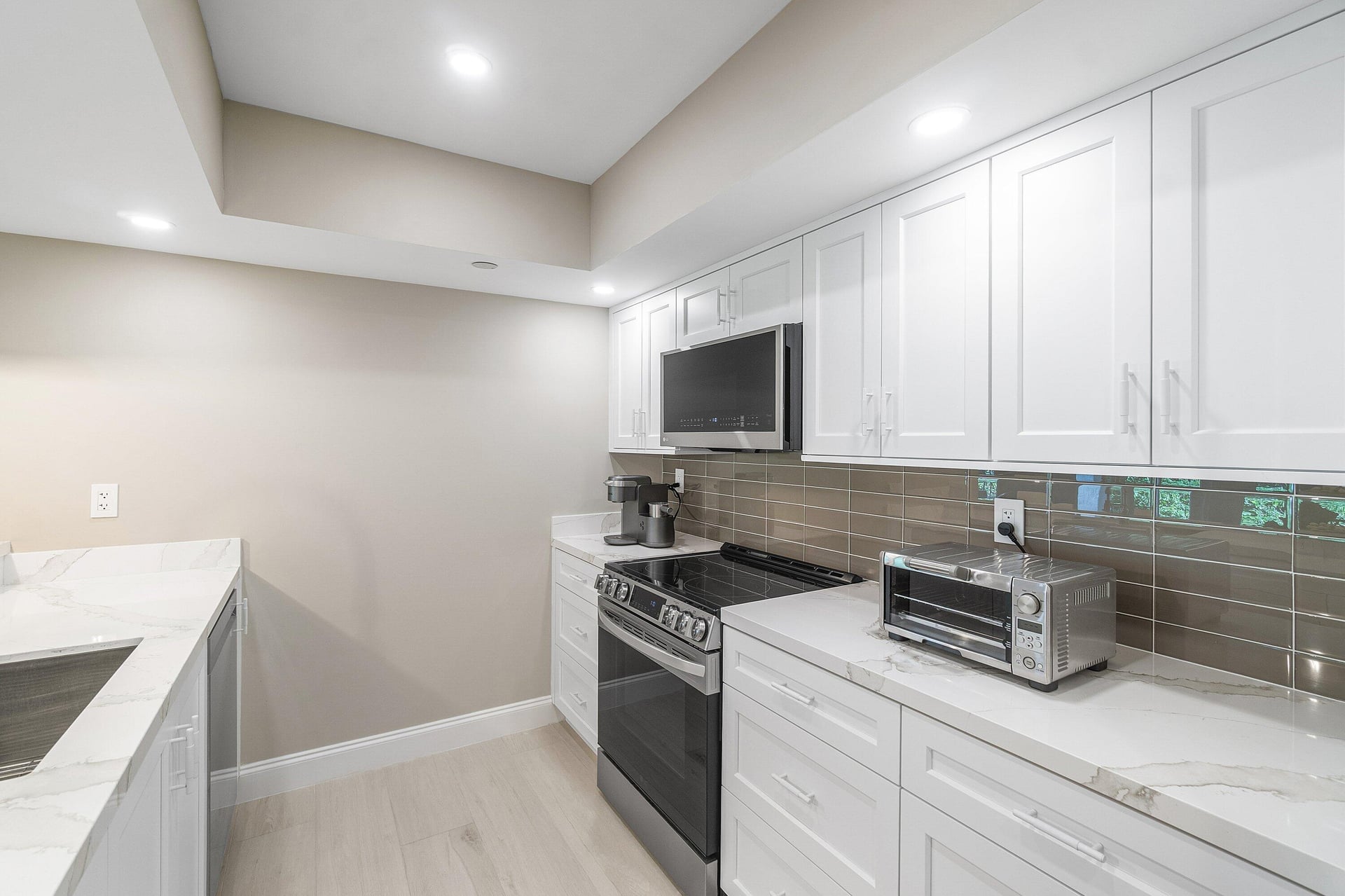 Mizner Court Unit 404 photo 15