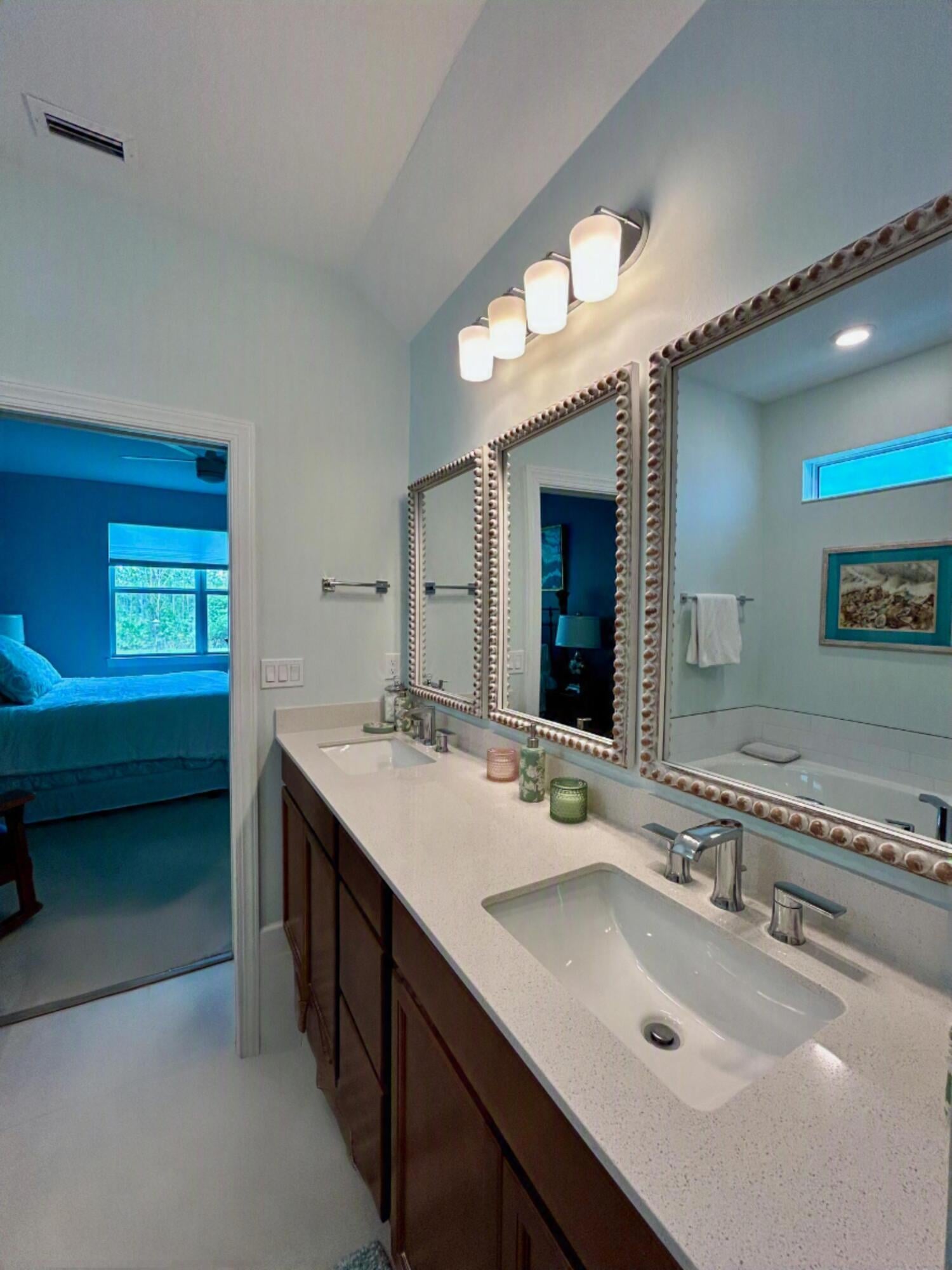  Residence photo 26