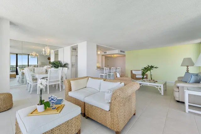 Water Glades Unit 19c photo 13