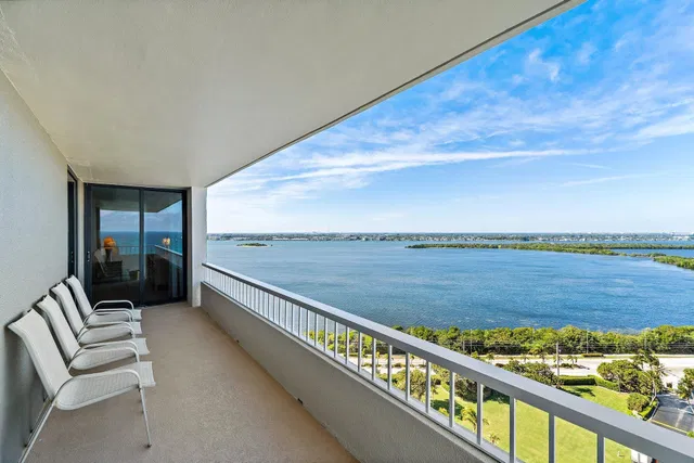 Water Glades Unit 19c photo 25