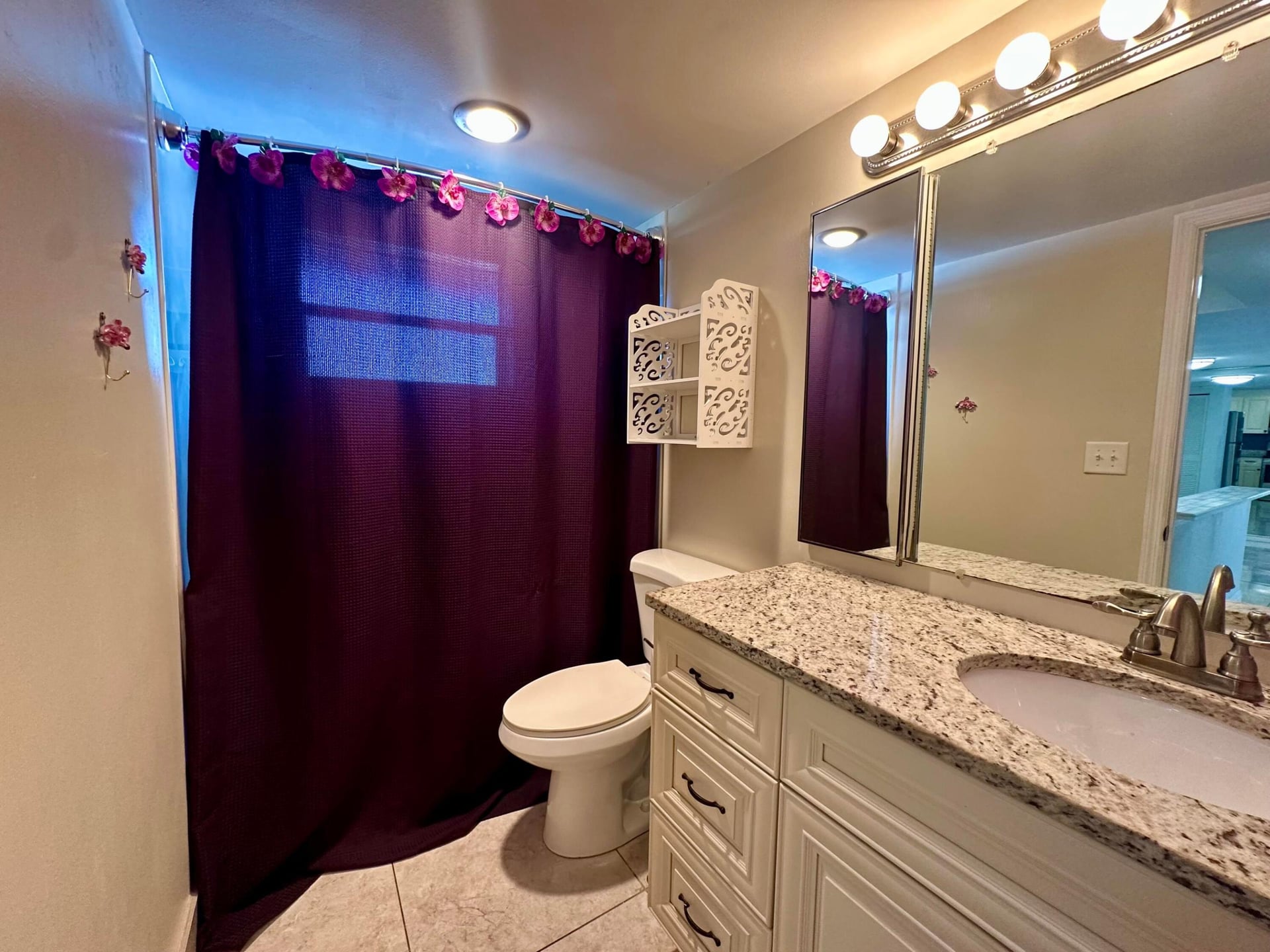 Unit 417 photo 19