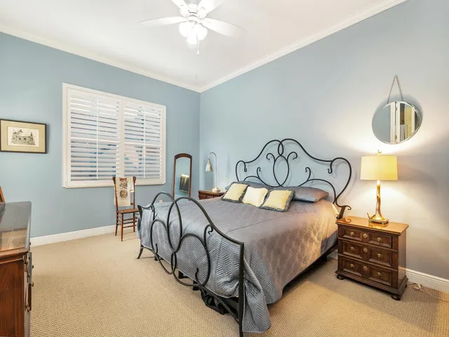 Villas on Antique Row Residence photo 11