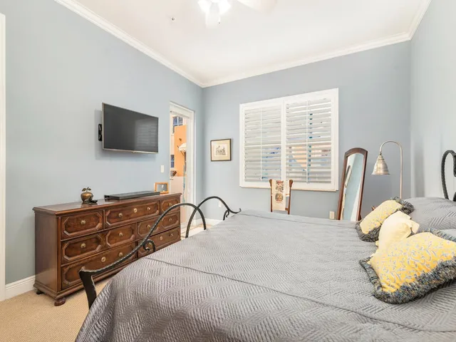 Villas on Antique Row Residence photo 12