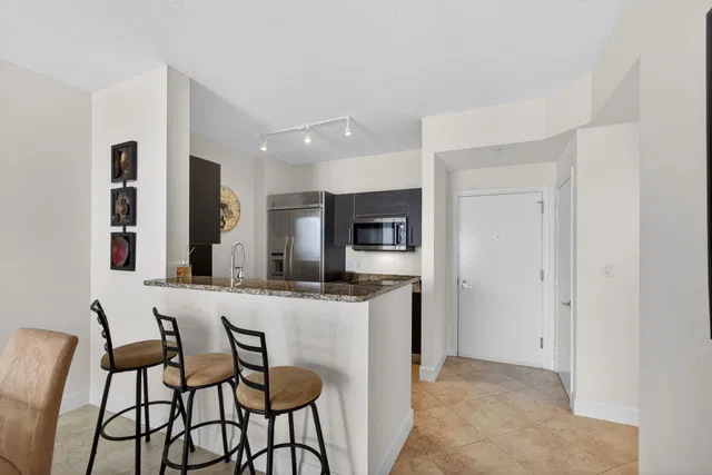 CityPlace South Tower Unit 1618 photo 3