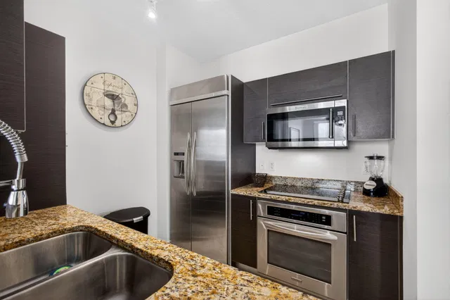 CityPlace South Tower Unit 1618 photo 5