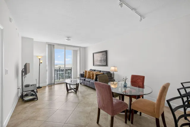 CityPlace South Tower Unit 1618 photo 9