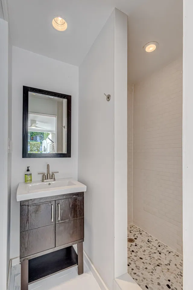 South Palm Beach Unit 305n and C11 photo 32