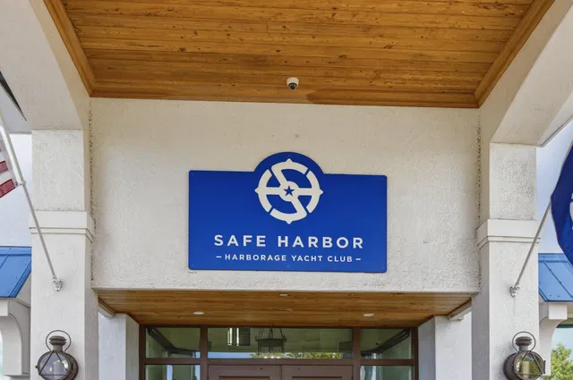 Harborage Yacht Club Unit 307 photo 21