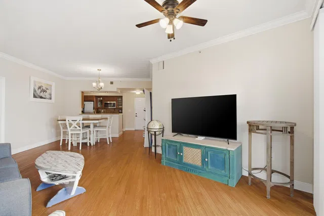 Harborage Yacht Club Unit 307 photo 28