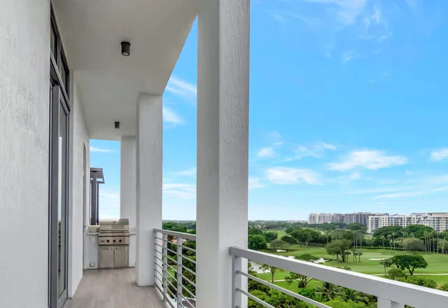 Royal Palm Residences Boca Raton Unit Ph 906 photo 10