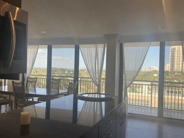 Singer Island Unit 607 photo 10