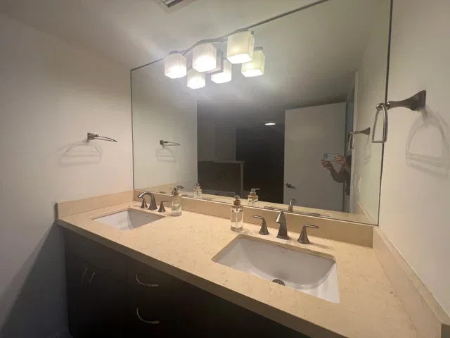 Singer Island Unit 607 photo 15