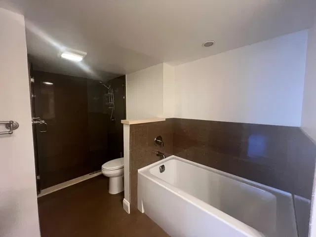 Singer Island Unit 607 photo 16