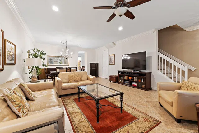 Canterbury Place Residence photo 14